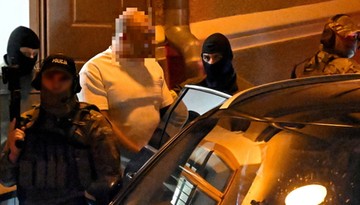 Pozował do zdjęć z prezydentem Nawrockim. Sąd zdecydował, że Wielki Bu zostaje w areszcie