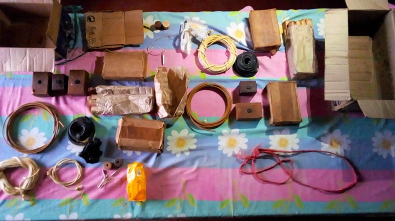 Bomb mking materials confiscated by DCI from 2 suspected terrorists in Kapsaret, Uasin Gishu County