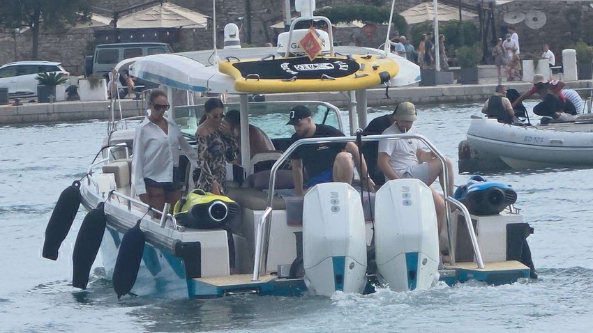 Milena Kačavenda paparaco