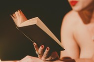 Naked Girls Reading