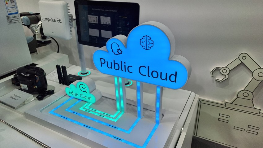 Huawei štand u Barseloni