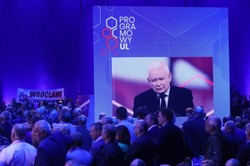 Konwencja "Programowy Ul Prawa i Sprawiedliwości". Kaczyński: Nadaliśmy demokracji właściwy sens