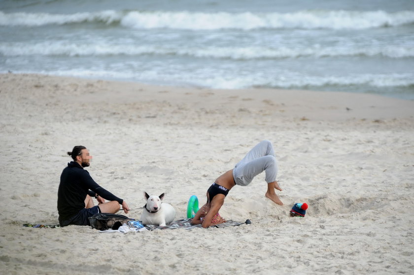 Ola Szwed na plaży