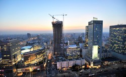 Złota 44 – największy apartamentowiec Europy już przyćmił warszawskie wieżowce