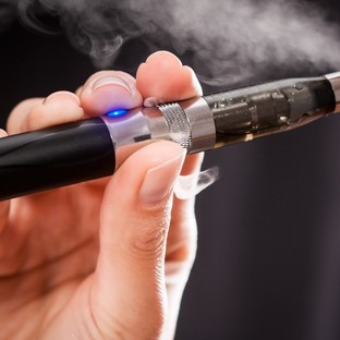 Tévhitek az elektromos cigarettáról: nem veszélytelen!