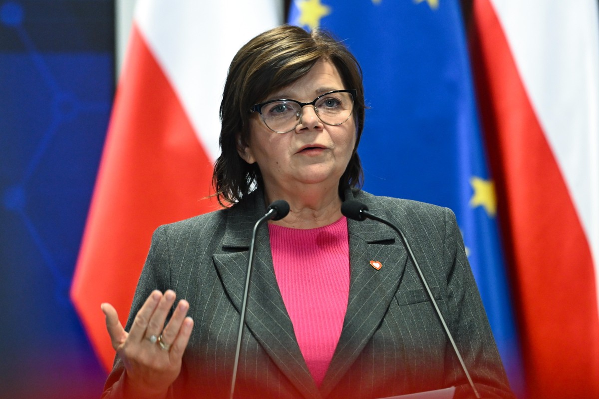 Minister zdrowia Izabela Leszczyna nie chce dalej finansować środowiskowych centrów zdrowia psychicznego
