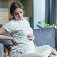 Várandósság alatt lehet CBD olajat használni? Az orvos válaszol