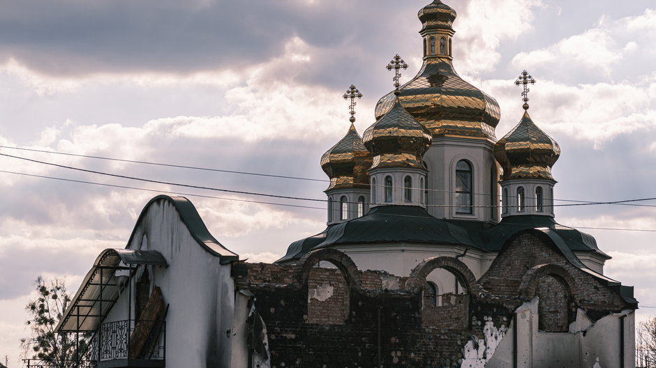 Rosjanie zniszczyli lub uszkodzili 144 obiekty sakralne w Ukrainie