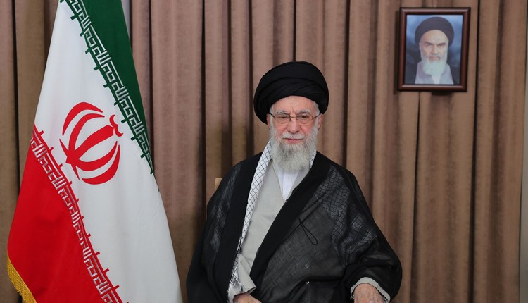 Iran grozi USA, Wielkiej Brytanii i Francji. Zapowiada ataki na ich bazy oraz okręty
