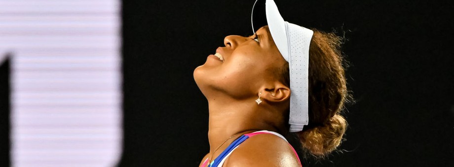 Naomi Osaka, tenisistka urodzona w Japoniim, nabyła udziały w StatusPRO, start-upie zajmującym się wirtualną rzeczywistością oraz w Daring Foods, producencie roślinnego zamiennika kurzego mięsa