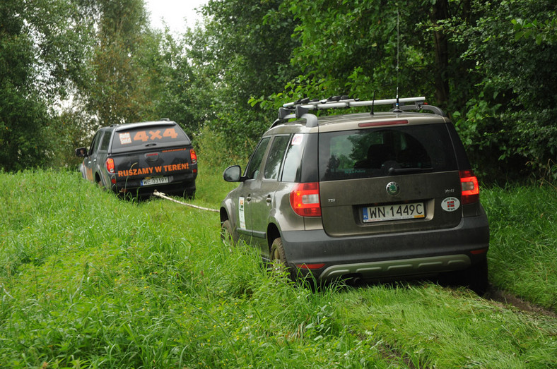 4x4 Family Adventure: baza pod namiotami