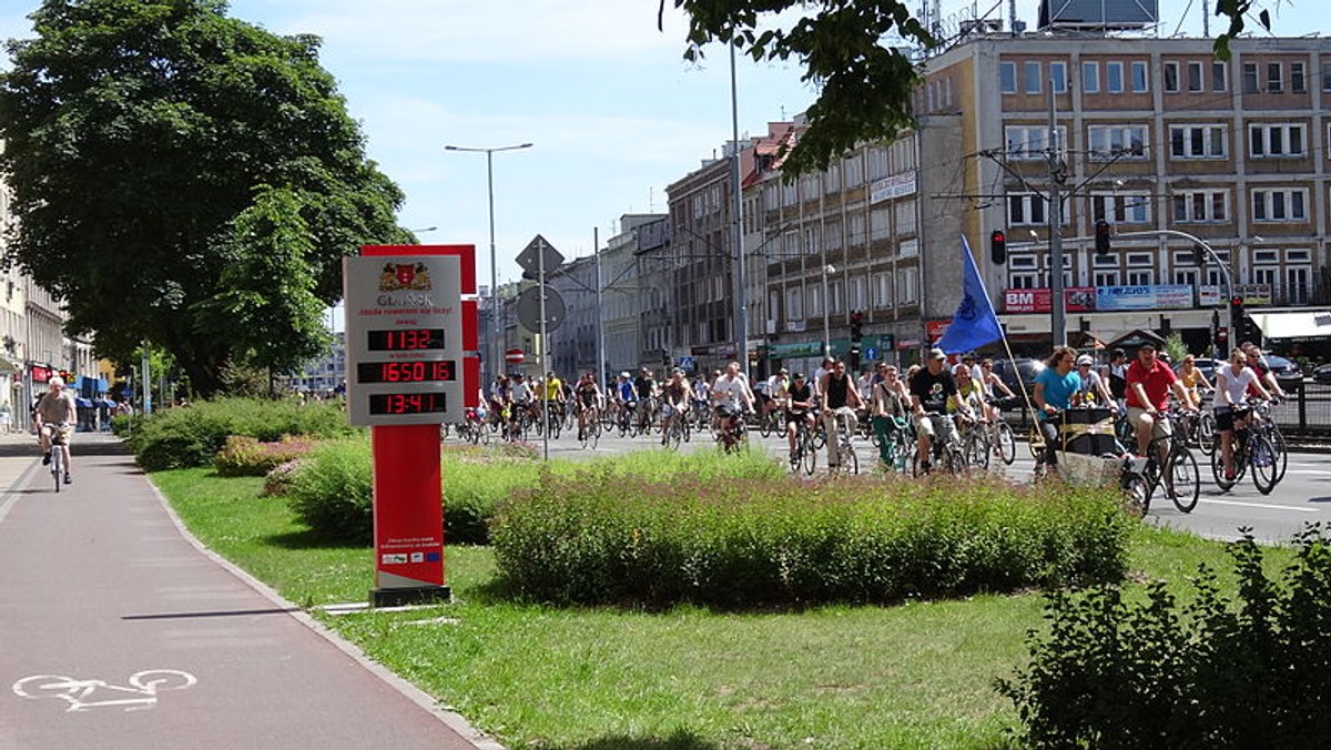 Już w niedzielę (12 czerwca) startuje największa impreza dla pomorskich rowerzystów. 20. Wielki Przejazd Rowerowy rozpocznie się przed godziną 9 i potrwa do godziny 16. W tym roku będą aż trzy duże peletony, które z różnych kierunków zmierzać będą na sopockie Błonia.