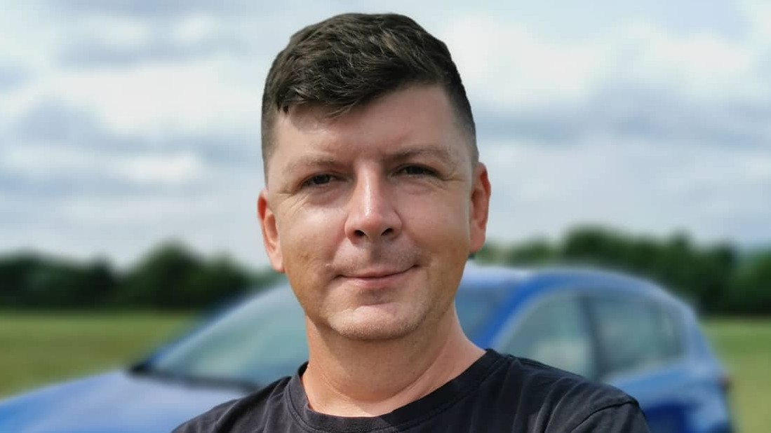 Moderátor a zabávač Andrej Bičan.