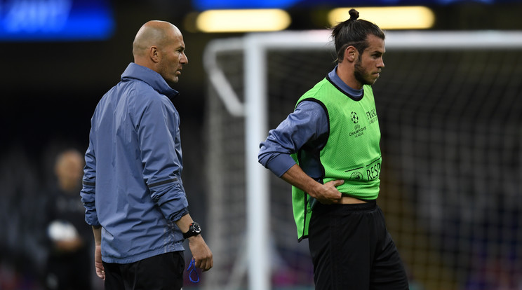 Zinedine Zidane (balra) tavaly nem tudta elküldeni Gareth Bale-t, idén megteheti / Fotó: Getty Images