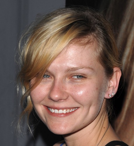 Kirsten Dunst była związana z Bradem Pittem i Jakiem Gyllenhaalem