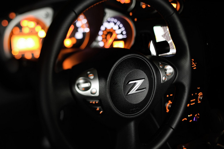 Nissan 370Z z nową twarzą