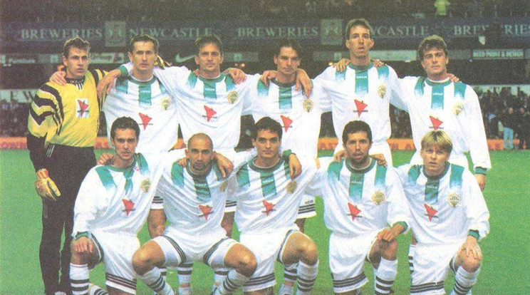 Nicsenko (bal alsó sarokban) 1996-ban a Fradival, majd 2000-ben a Dunaferrrel is NB I-es aranyat szerzett / Fotó: Facebook