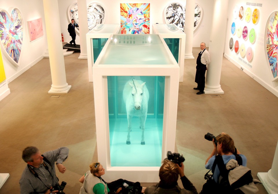 WIELKA BRYTANIA DAMIEN HIRST AUKCJA