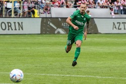 Adam Zrelak gotowy na Legię. Warta ma pomysł, jak zatrzymać "wojskowych"