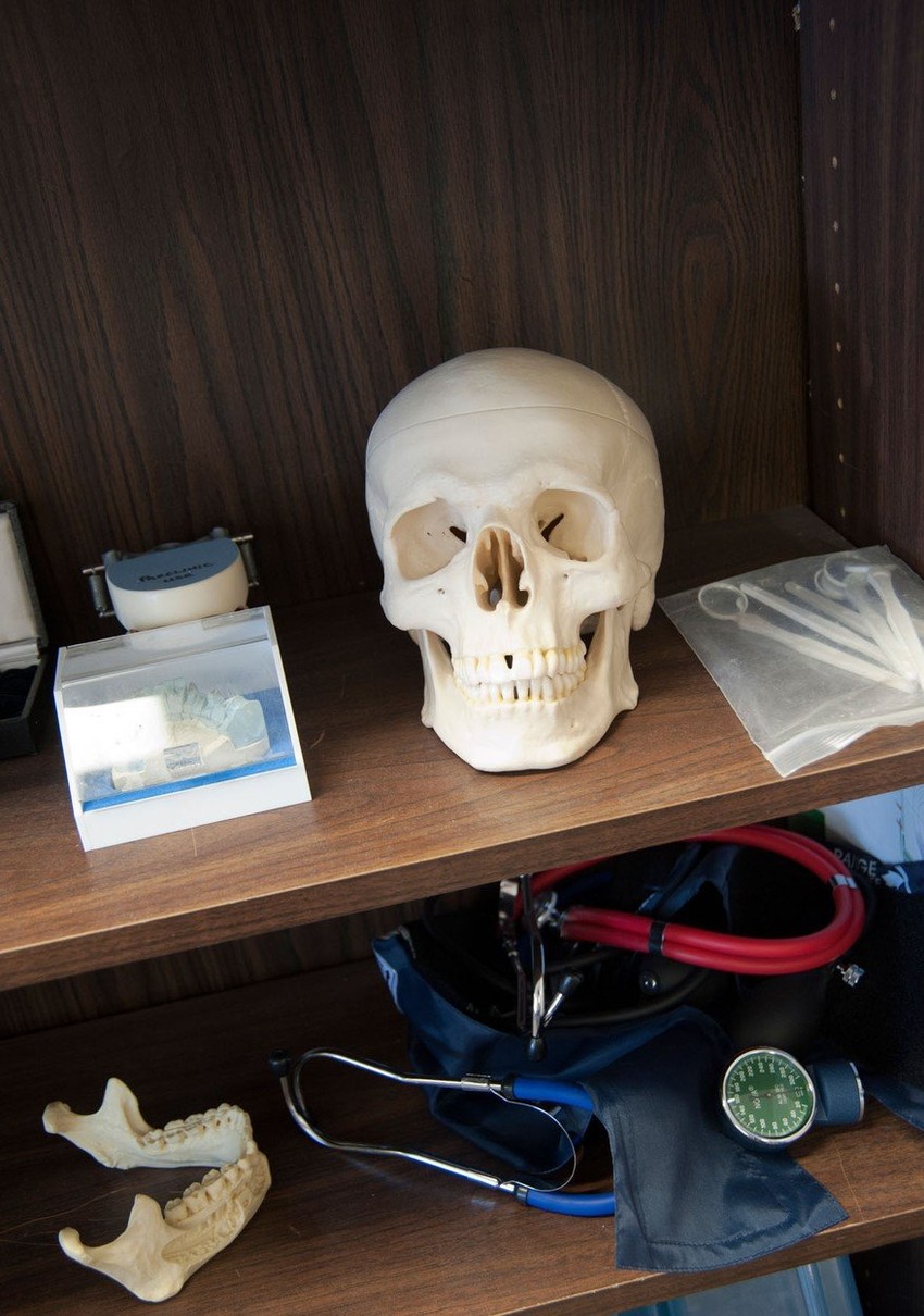 Obuka sa mrtvim telima je deo medicinske obuke, a u današnje vreme koriste se skupa veštačka tela