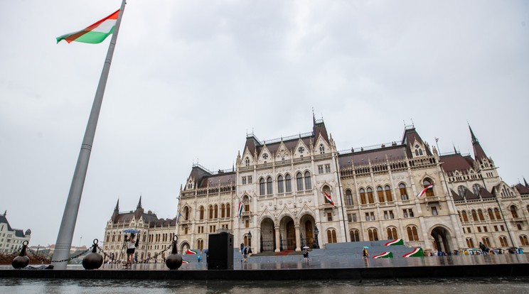 Mi zajlik a Parlamentben? / Fotó: Czerkl Gábor