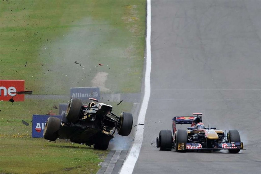 Nick Heidfeld może wylecieć z zespołu Lotus Renault