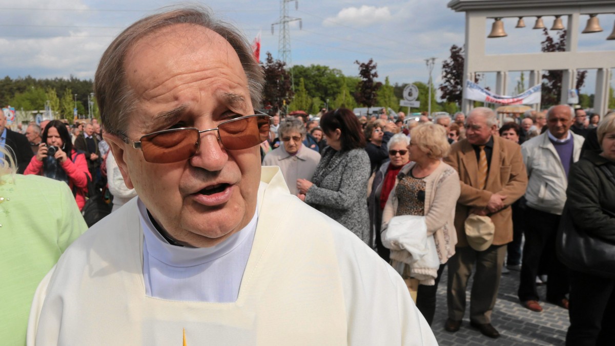 Z inicjatywy dyrektora Radia Maryja o. Tadeusza Rydzyka Instytut im. św. Jana Pawła II "Pamięć i tożsamość" ma zająć się gromadzeniem świadectw dot. bohaterów polsko-ukraińskiej historii. Rusza zbieranie nazwisk Ukraińców, którzy ratowali Polaków przed UPA na Kresach Wschodnich – informuje "Nasz Dziennik".