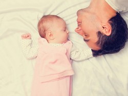 Zmiany pilnie potrzebne! Urlop rodzicielski zarezerwowany dla ojca ma istotną "wadę"...