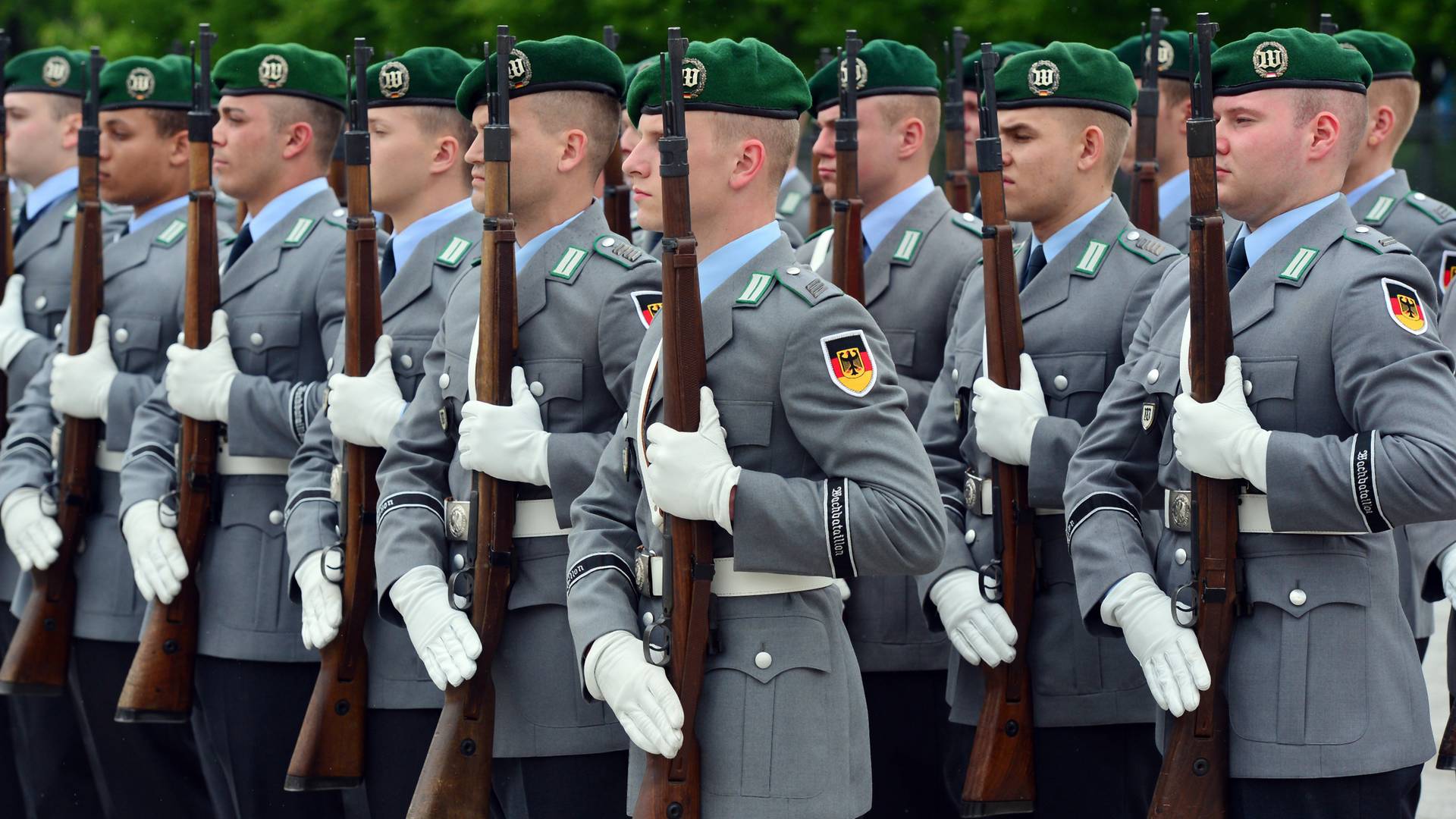 Mehr Neonazis in der Bundeswehr als bisher angenommen - Noizz