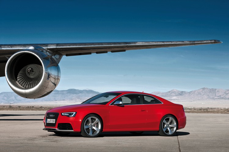 Audi RS 5 Coupe - zdjęcie poglądowe