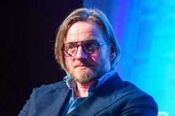 To głośna książka Szczepana Twardocha. Po 20 latach wraca w nowej formie