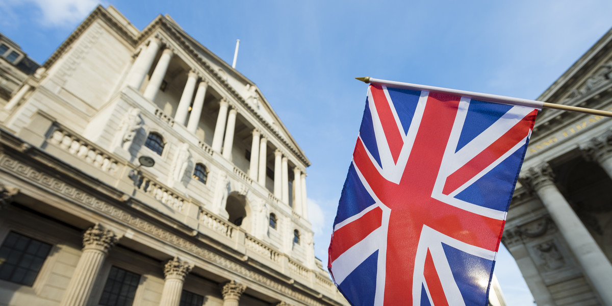W gronie decyzyjnym Banku Anglii coraz mniej jest zwolenników wzrostu stóp procentowych