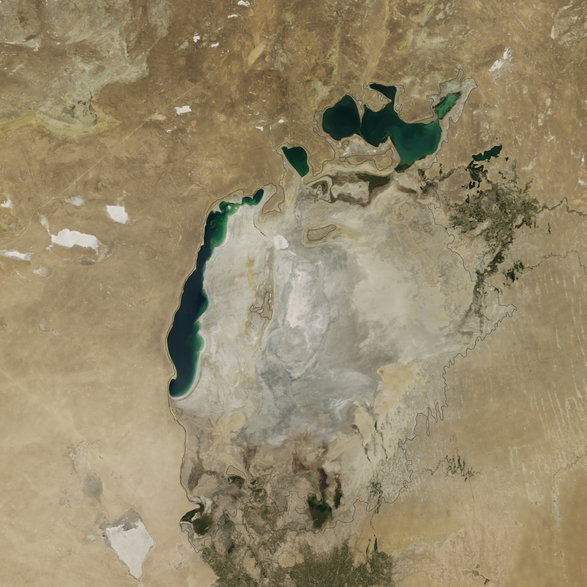 Wyschnięte jezioro Aralskie, zdjęcie satelitarne