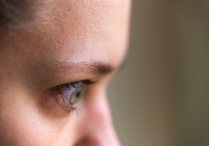 Bolest štitne žlezde i oka je autoimuni poremećaj u kojem imuni sistem napada tkiva oko oka