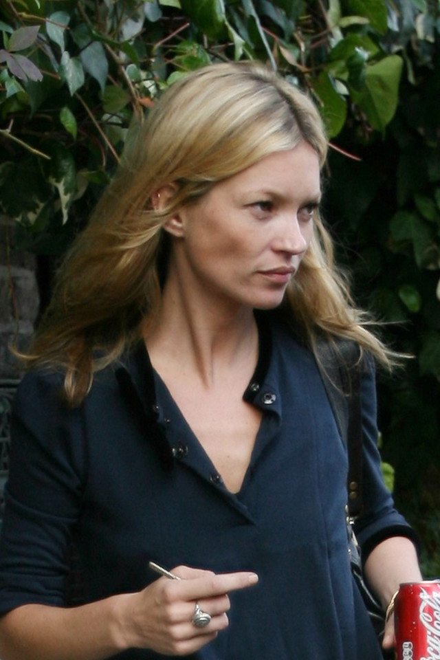 Siostry Middleton ładniejsze od Kate Moss?