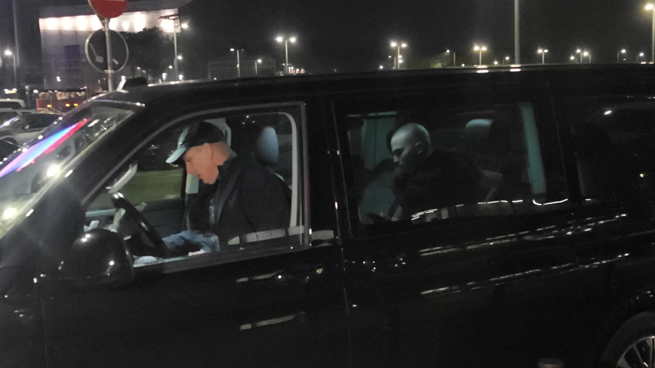 Milan Veruović sa sinom Vojažom na aerodromu