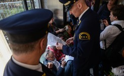 Karabin, pistolet, strzelba... 'Rz': straż marszałkowska będzie mogła chodzić z bronią gotową do strzału