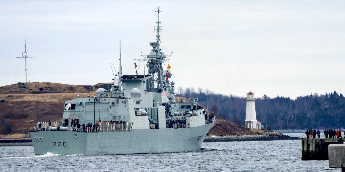 HMCS Halifax opuszcza Kanadę 19 marca 2022 r. 