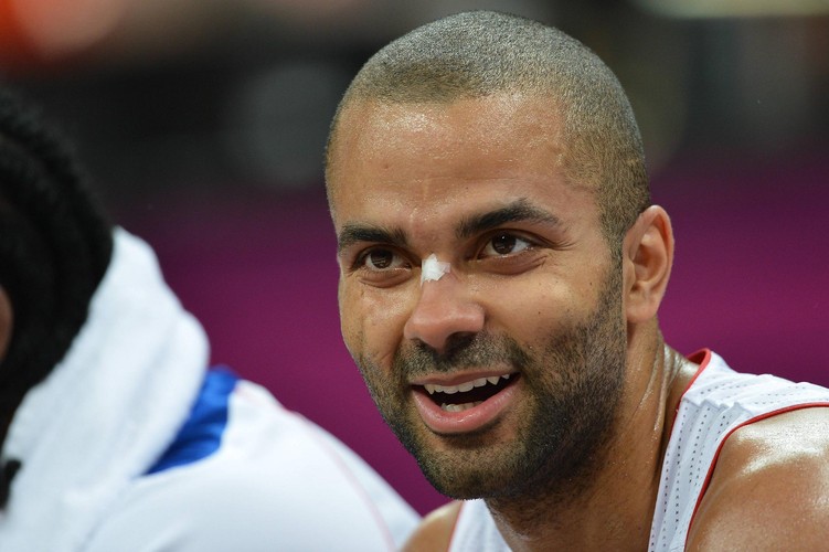 <b>2. Koszykarz San Antonio Spurs Tony Parker</b> - w poprzednim roku zarobił <b>12,4 mln euro</b>
<br>
<br>
Parker zaliczył finansowy wzrost o 1,2 mln euro w porównaniu z 2011 rokiem.