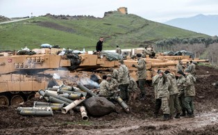 Doradca Trumpa wezwał Turcję do wstrzymania ofensywy w Syrii