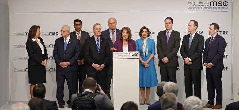 Francuskie media: Amerykanie i Europejczycy ścierają się w Monachium