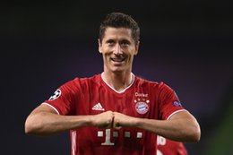 Robert Lewandowski przechodzi do Barcelony. Oto najważniejsze biznesy piłkarza