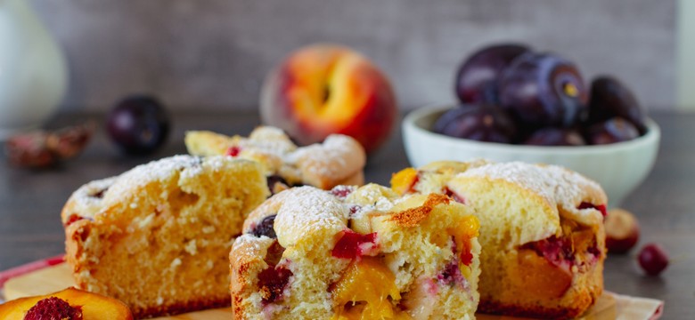 Ciasto drożdżowe ze śliwkami. Przepis krok po kroku od Jakuba Kuronia