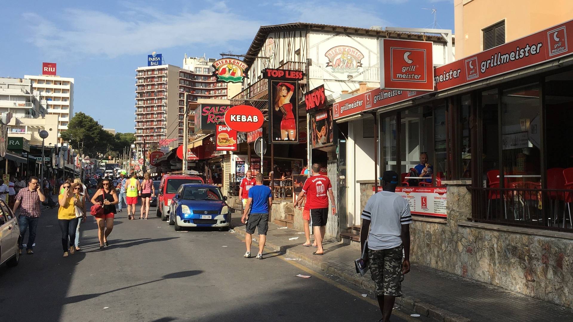 Party Tourist Auf Mallorca St rzt Vom Balkon Und Stirbt Noizz