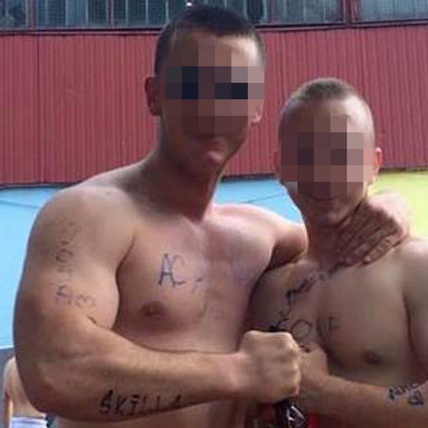 V.P. (levo) sa drugom