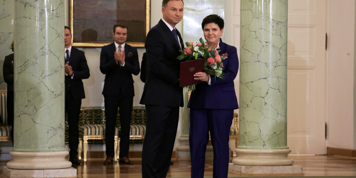 Ministrowie w rządzie Beaty Szydło nie otrzymają odpraw