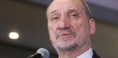 Macierewicz o "Klątwie". Szef MON nie przebierał w słowach