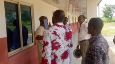 Canadian-based Nigerian Professor steps in to save alma mater. [NAN]