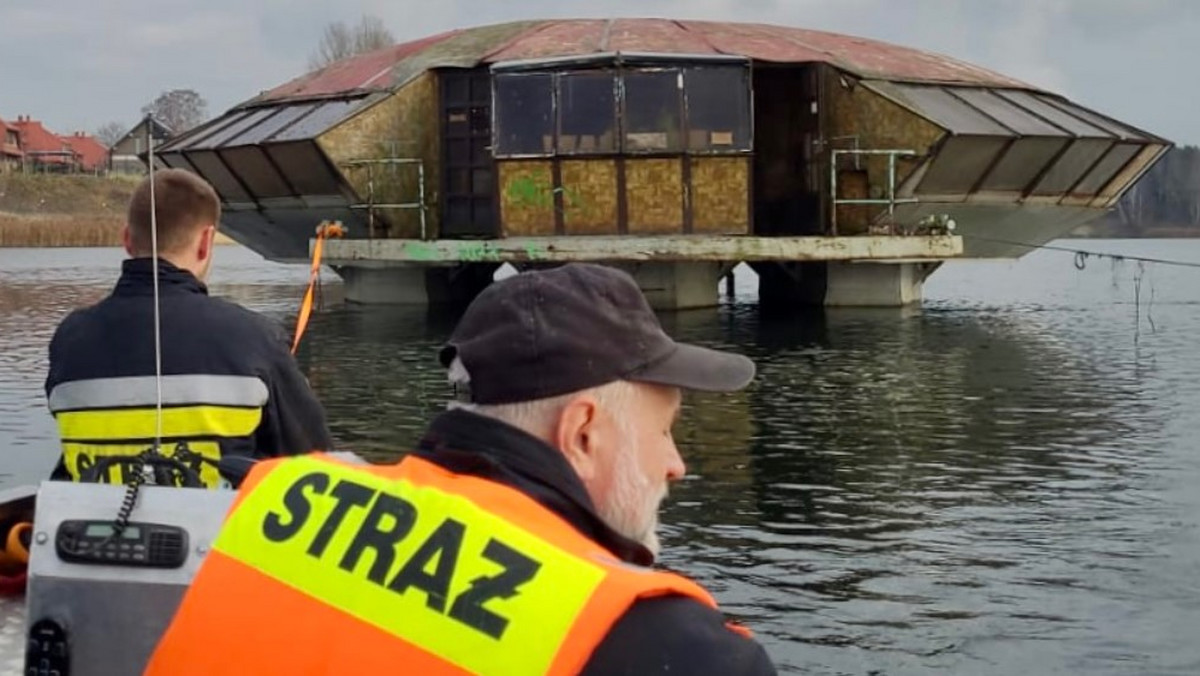 Kawiarnia Arizona czeka na właściciela. Nikt nie chce pływającej restauracji