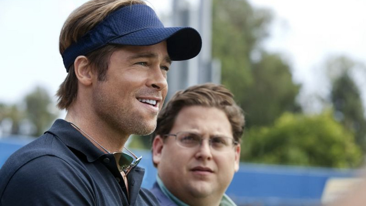 Choć Brad Pitt ma na swym koncie dziesiątki kreacji filmowych, takiej jeszcze wśród nich nie było. Postać trenera baseballu i udział w "filmie baseballowym" to dla niego coś zupełnie nowego, przyznaje megagwiazda Hollywood opowiadając o swym najnowszym filmie "Moneyball".